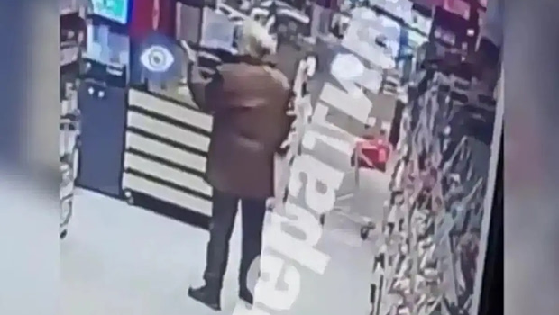 Ουκρανία: 58χρονος από τη Μόσχα ο δράστης του μακελειού σε σούπερ μάρκετ στο Κίεβο - Διερευνάται ως «τρομοκρατική ενέργεια»