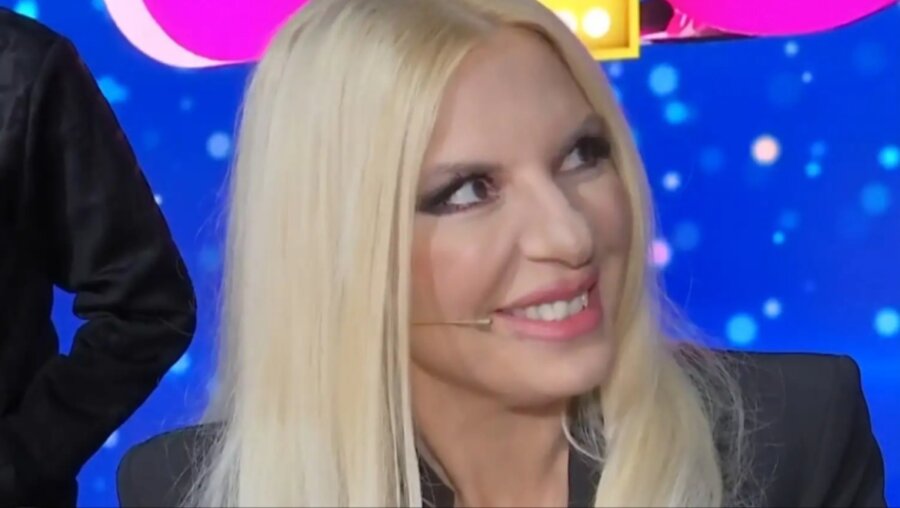 Αννίτα Πάνια: Η επική απάντηση σε δημοσιογράφο όταν την ρώτησε αν της λείπει η τηλεόραση!