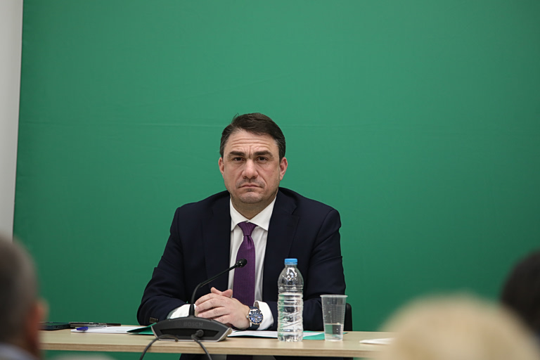 Τσουκαλάς: Σεξιστική επίθεση με στοιχεία ηλικιακού ρατσισμού η επίθεση Λαζαρίδη στη Ντόρα Μπακογιάννη