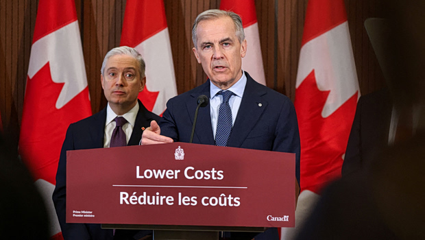 Καναδάς: Ο πρωθυπουργός Καρνεϊ χαρακτηρίζει τους δεσμούς με τις ΗΠΑ «αδυναμία που πρέπει να διορθωθεί»