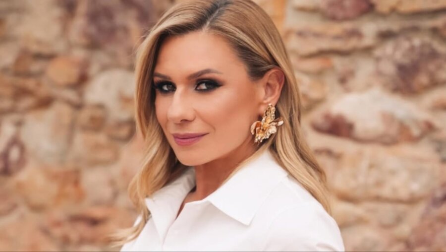 Κατερίνα Καραβάτου: Το σοκαριστικό ατύχημα που είχε κατά τη διάρκεια του ύπνου της - «Πονάω πάρα πολύ»