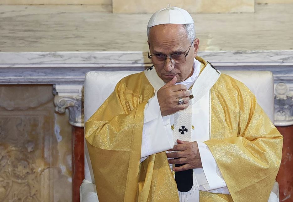 Ο Πάπας Λέων έχει εκφράσει δημόσια την αντίθεσή του στον πόλεμο στο Ιράν, καθώς και στην αντιμεταναστευτική πολιτική του Τραμπ, κάτι που προκάλεσε την οργή του Τραμπ