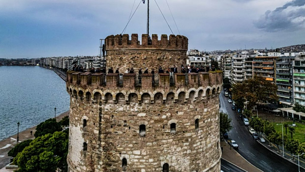 Θεσσλονίκη: Πρόστιμο σε μουσικούς του δρόμου - Τι λένε οι ίδιοι και πώς απαντά ο Δήμος