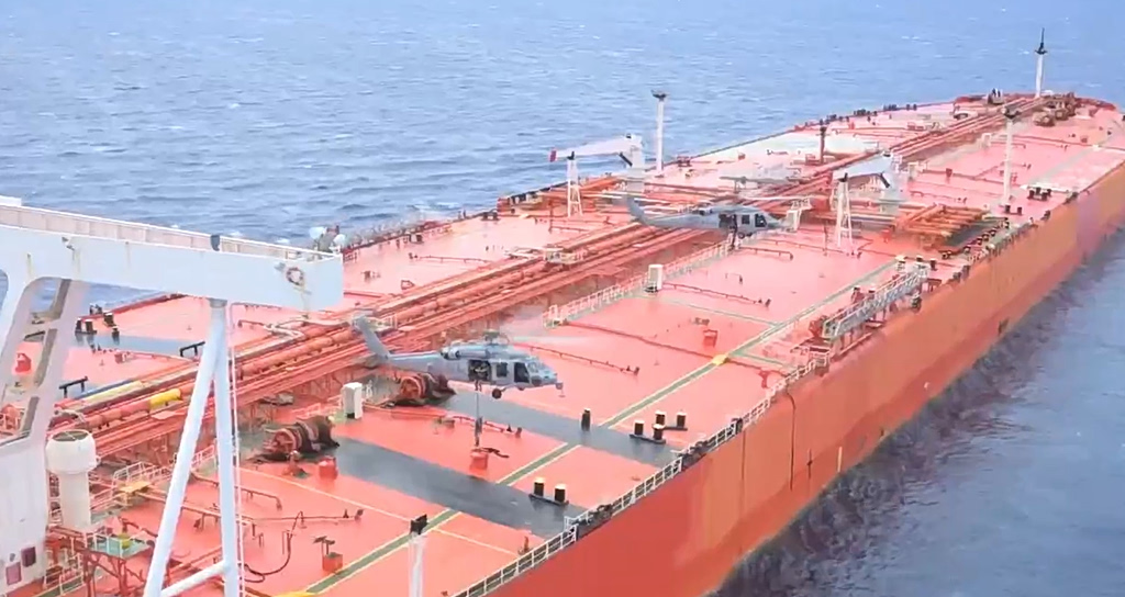 Επιχείρηση ΗΠΑ σε τάνκερ