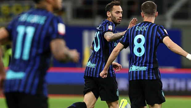 Ίντερ – Κόμο 3-2: Οι «νερατζούρι» προκρίθηκαν στον τελικό του Κυπέλλου με επική ανατροπή