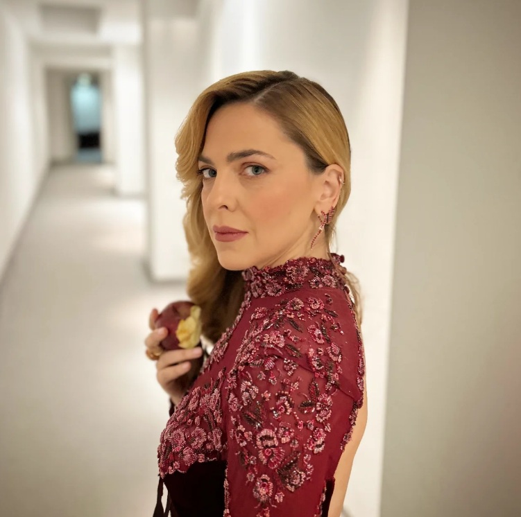 Ρένα Μόρφη: Η κριτής του «YFSF» που έκλεψε τις εντυπώσεις - Ο γάμος με τον Ορέστη Φαληρέα στην εξωτική Αβάνα