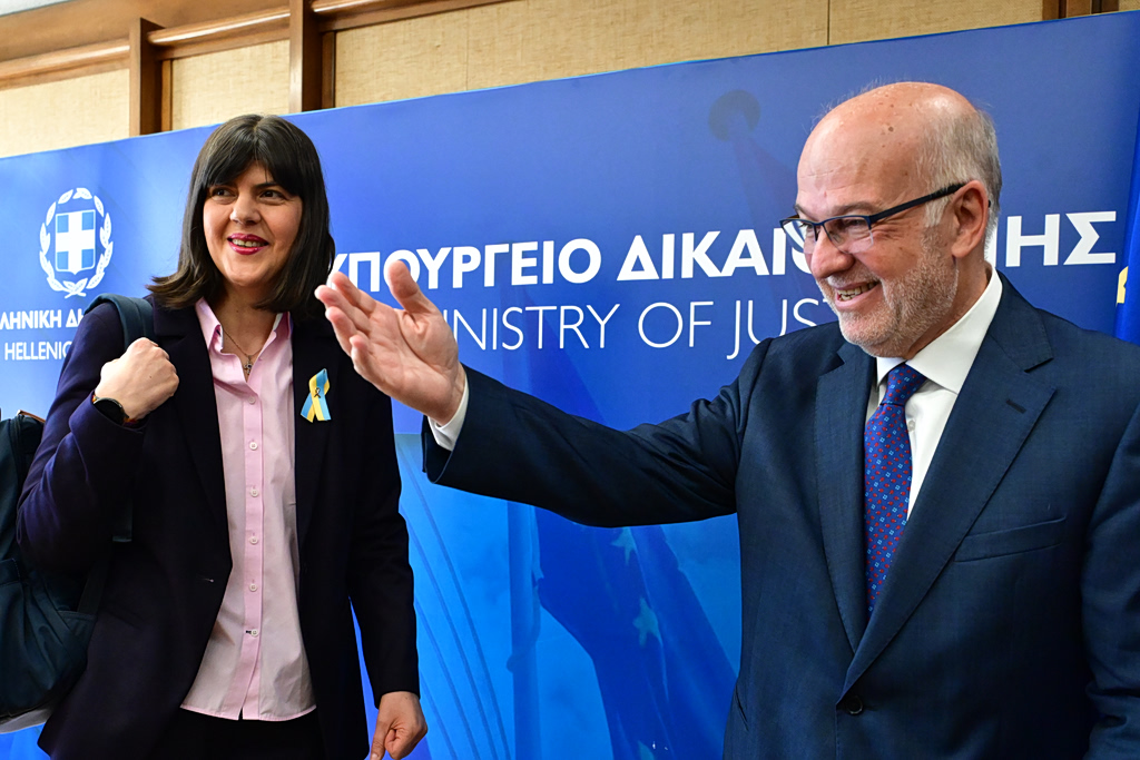 Στο υπουργείο Δικαιοσύνης η Λάουρα Κοβέσι – Συνάντηση με Φλωρίδη