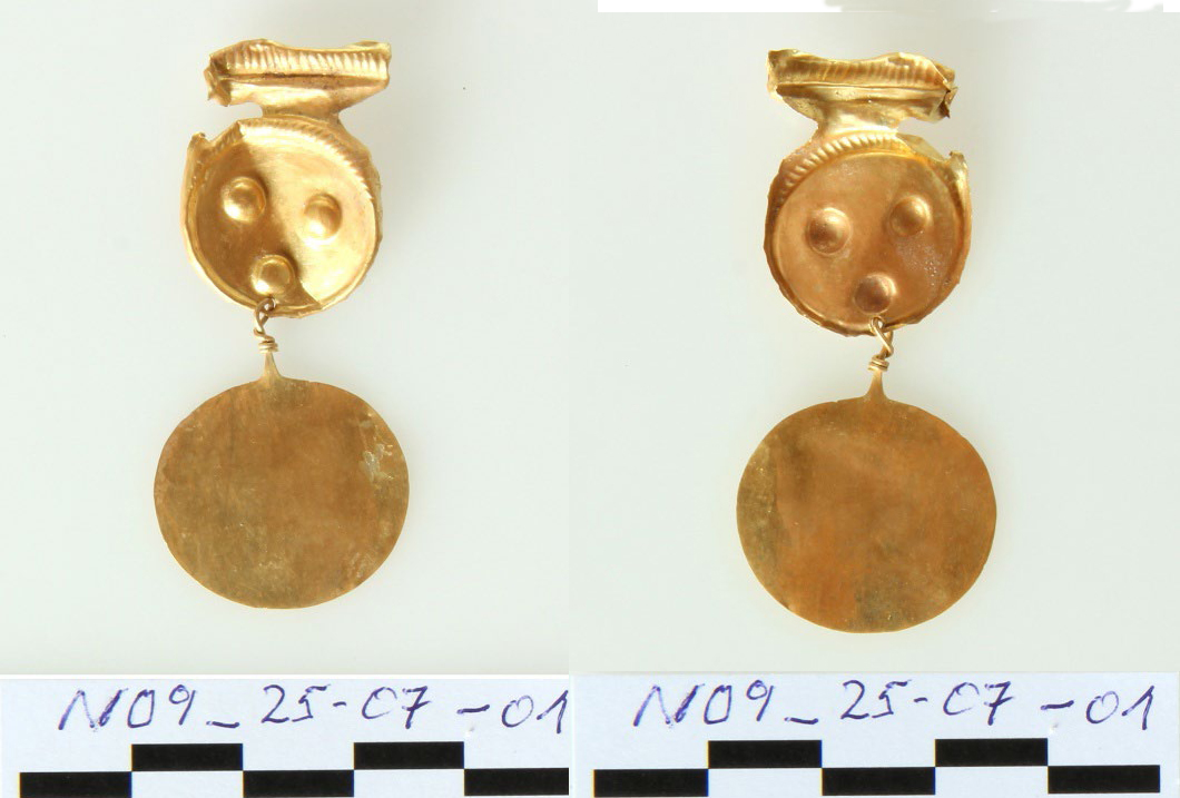 xryso-dimeres-diskoeides-periapto-mouseio-aiginas-arith-eyret-9750