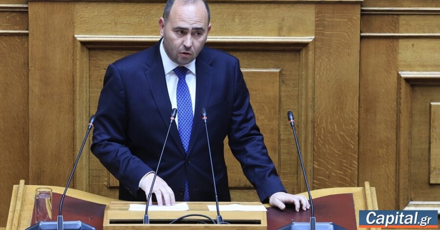 Ζητώ άρση της ασυλίας μου για να μην μείνει καμία σκιά στο...