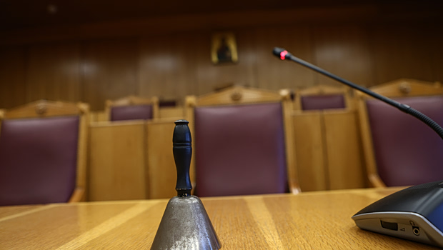 Γυναικοκτονία στους Αμπελόκηπους: Ξεκίνησε η δίκη του 39χρονο που σκότωσε τη σύζυγό του με σφυρί - «Εδρασα εν βρασμώ»