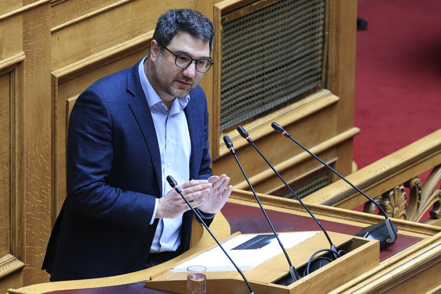 Ηλιόπουλος: Σας εκβιάζει κάποιος που ο κ. Μητσοτάκης δεν θυμόταν το όνομά του – Ευτυχώς που δεν τον είπε Μπομπ Μάρλεϊ