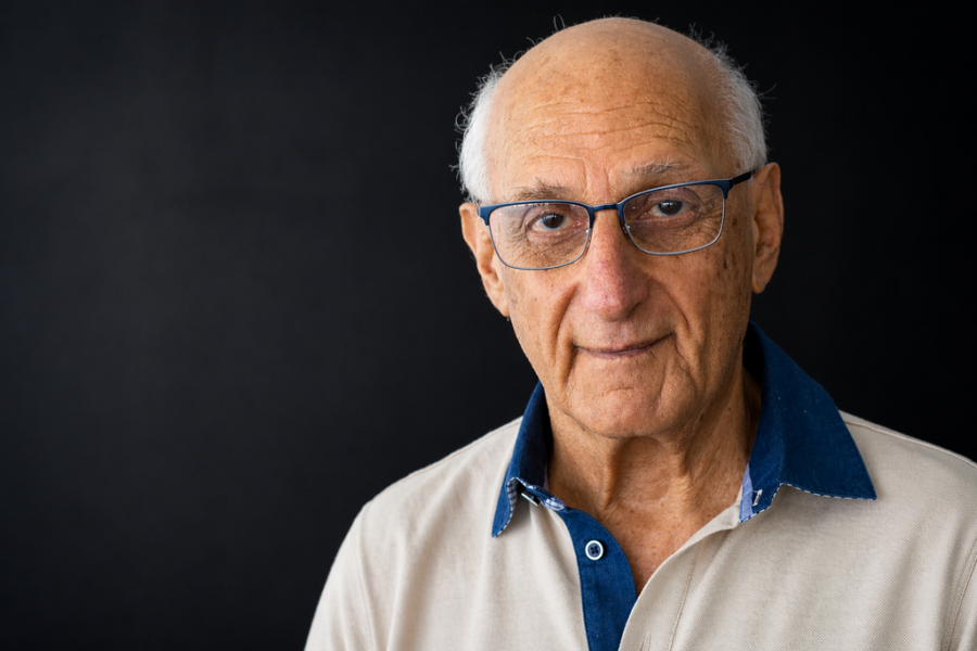 Πέθανε σε ηλικία 92 ετών ο Ντέιβιντ Μαλούφ συγγραφέας του «Remembering Babylon»