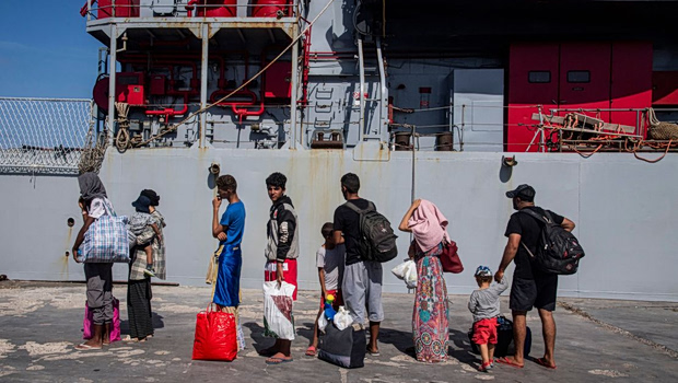 Ιταλία: Η αμφιλεγόμενη συμφωνία για την αποστολή μεταναστών στην Αλβανία λαμβάνει νομική «σανίδα σωτηρίας»