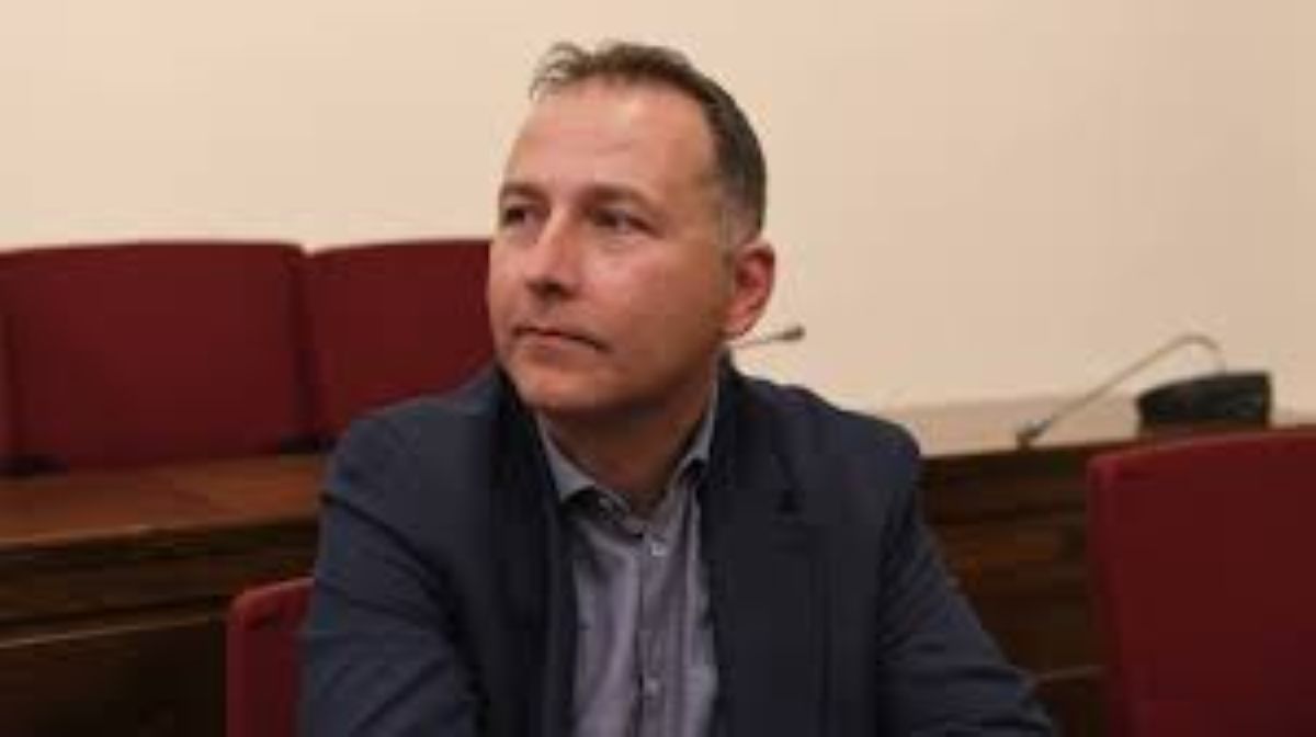 thumbnail-metaksas-v-vouleytis-magnisias