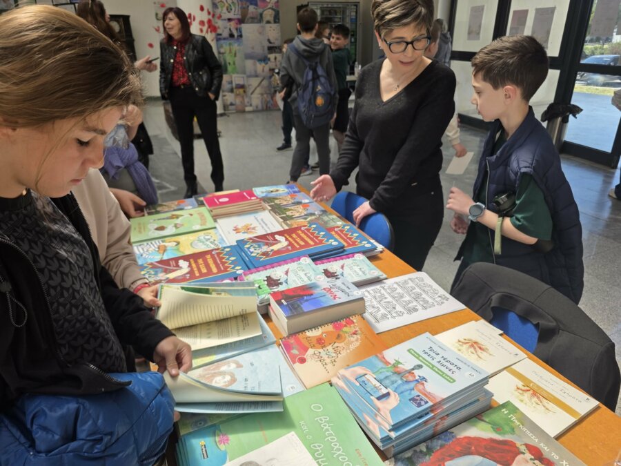 c42151e6-9bd1-4de2-85aa-7252f1f2866c