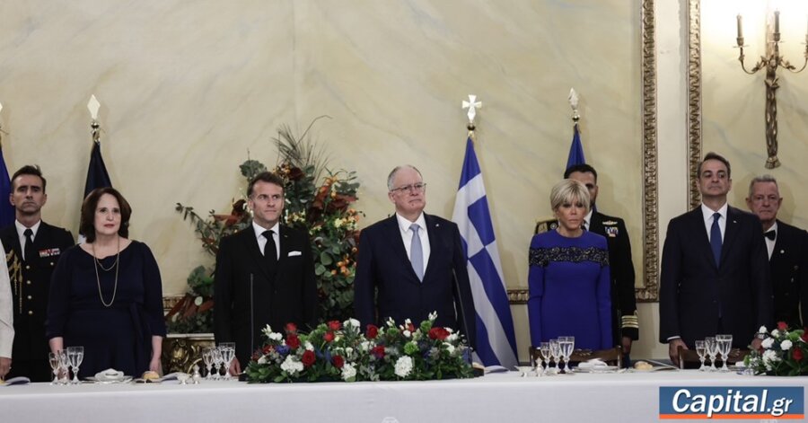 Μακρόν: Το σύνθημα "Ελλάς - Γαλλία