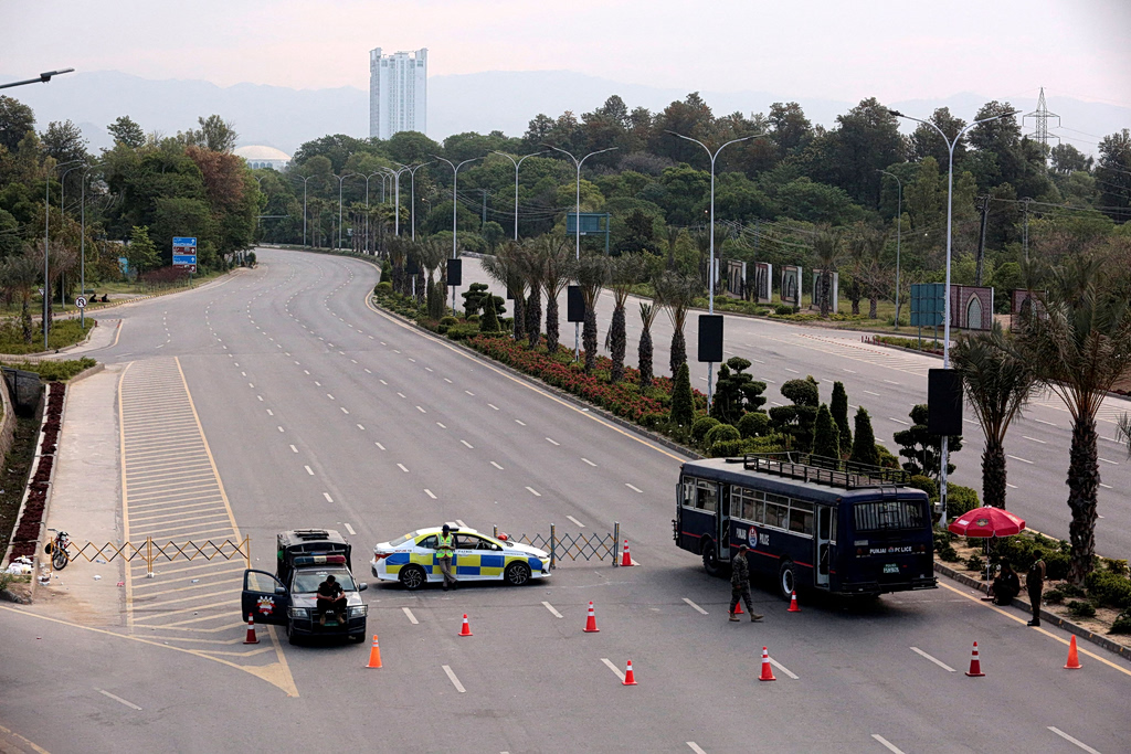 Ξεκινούν οι συνομιλίες στο Ισλαμαμπάντ: Μεταβαίνουν Γουίτκοφ, Κούσνερ και Αραγτσί – Στην Ουάσιγκτον μένει ο Βανς