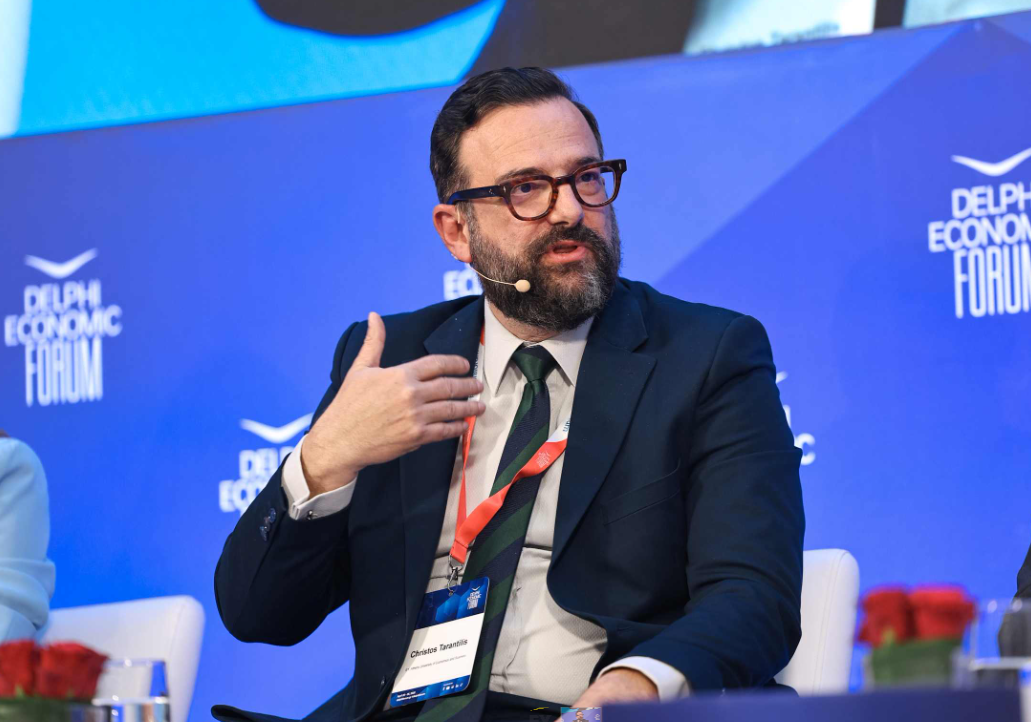 ΟΤ Delphi Economic Forum XI – Παναγιώτης Δουδωνής: Ληστεία μετά φιλοδωρήματος τα νέα μέτρα της κυβέρνησης