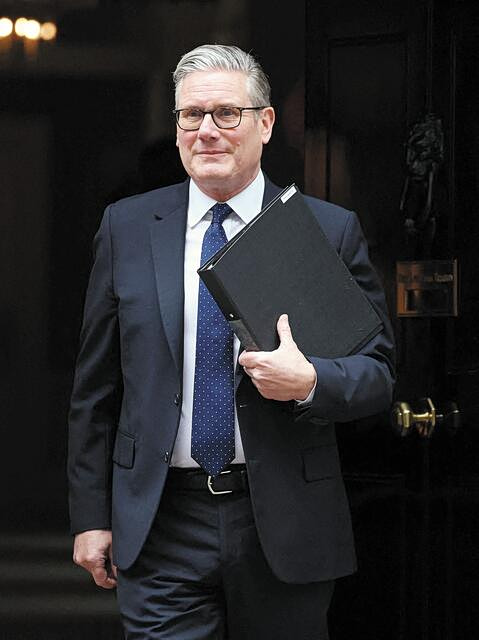 Κιρ Στάρμερ: Με την πλάτη στον τοίχο