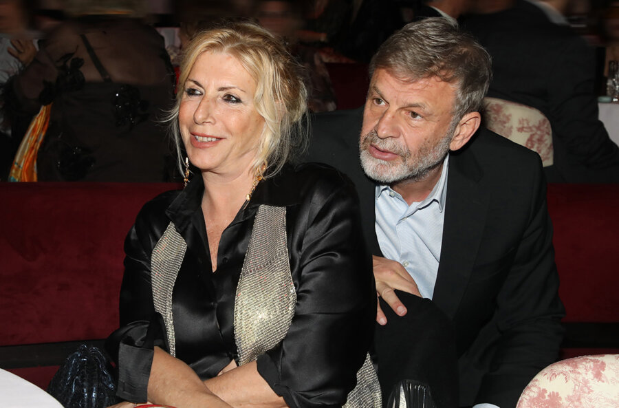 Απόστολος Γκλέτσος: Διασκέδασε με τη σύντροφό του, Ιζαμπέλα Αρβανιτη στο εντυπωσιακό show του Ζαχαράτου και της Παπαρίζου