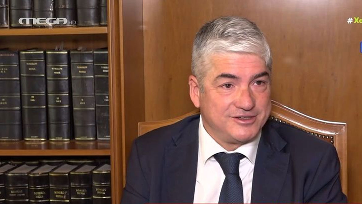 Θέμης Σοφός για Σταματίνα Τσιμτσιλή: «Δηλώνω πάντα ερωτευμένος μαζί της. Θέλουμε κι άλλα παιδιά αλλά ο Θεός αποφασίζει»