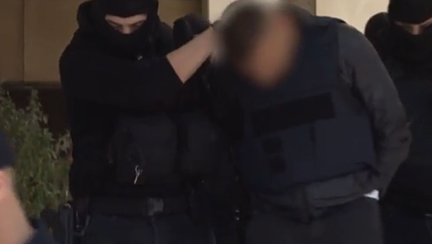 Το τατουάζ του 20χρονου καθ’ ομολογίαν δράστη της δολοφονίας στον Άγιο Δημήτριο – Τι είπε πρώην σύντροφός του