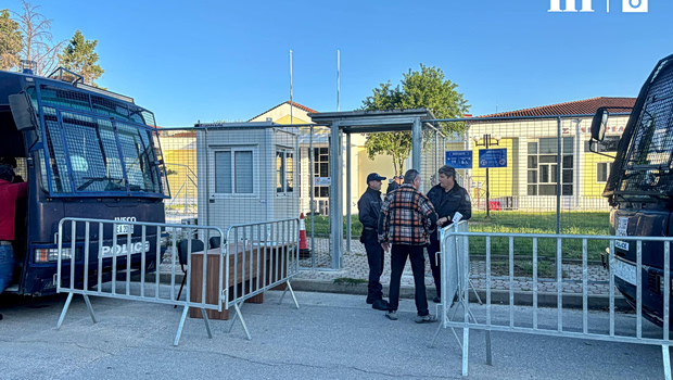 Δίκη Τεμπών: Ξεκίνησε η διαδικασία - Το Δημόσιο δηλώνει υποστήριξη σε κατηγορίες