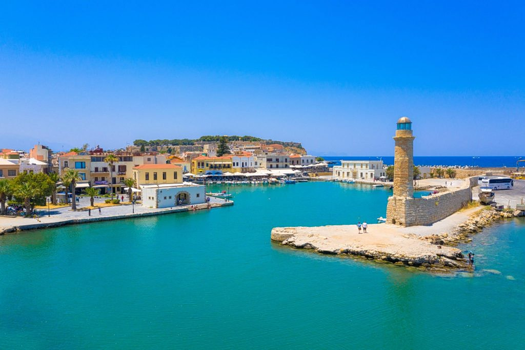 Εξοχικές κατοικίες: Ποια είναι τα φετινά hot spot - Οικονομικός Ταχυδρόμος