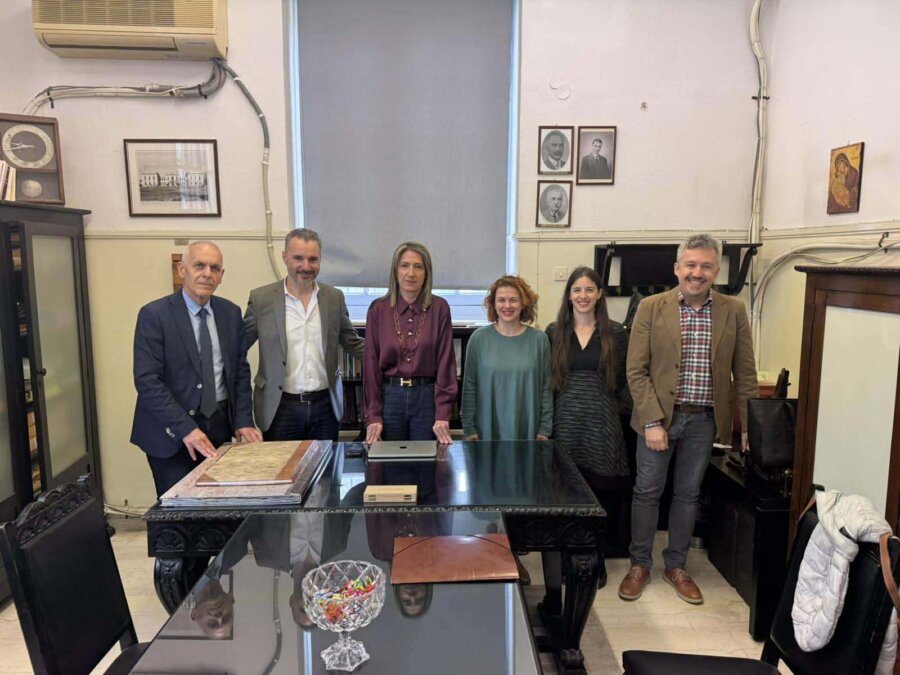 messenger-creation-9df18cec-5eb4-4c1f-aca0-75503a177894