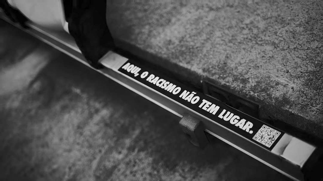 Η Κορίνθιανς ξήλωσε την καρέκλα που κάθονταν ρατσιστής οπαδός που έβρισε τον αντίπαλο τερματοφύλακα