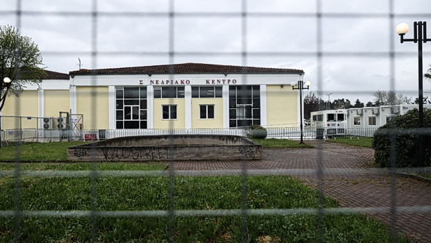 Δίκη Τεμπών: Μήνυση κατά Κυρανάκη και νομική κίνηση κατά Καραμανλή προανήγγειλε κατηγορούμενος