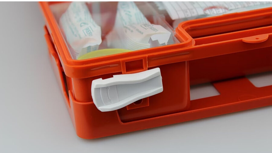 Φαρμακείο αυτοκινήτου: Παράταση-ανάσα για τις νέες προδιαγραφές – Τι αλλάζει για τους οδηγούς