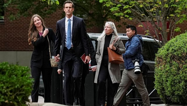 Βιρτζίνια: Ελεύθερος χωρίς περιοριστικούς όρους ο Κόμι που κατηγορείται ότι απείλησε τη ζωή του Τραμπ