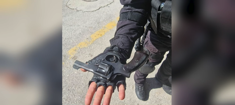 Για χρόνια σχεδίαζε τις επιθέσεις ο 89χρονος - Ο οπλισμός, τα μάγια και οι συντάξεις - «Με κυνηγάνε δαίμονες» έλεγε στην κόρη του