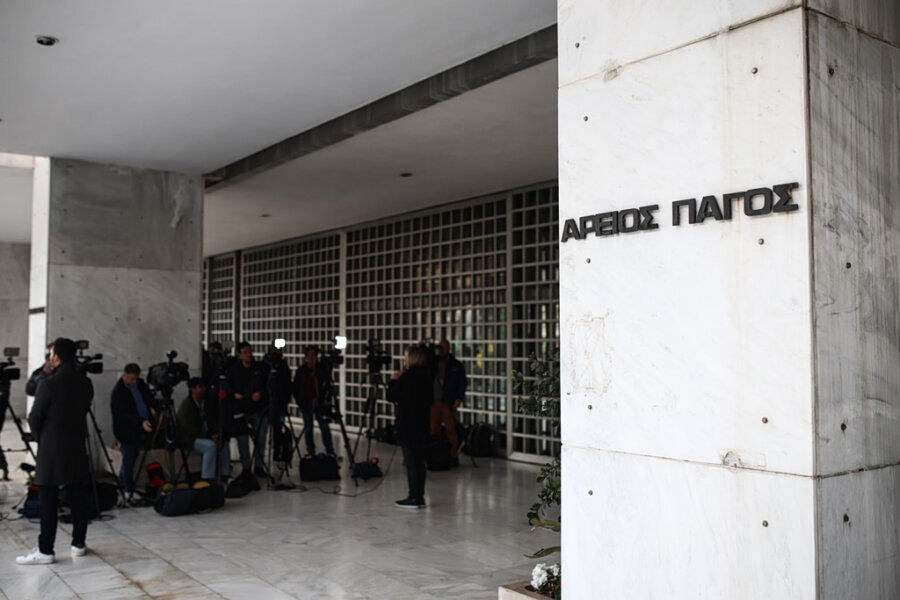 Σκάνδαλο υποκλοπών: Οι 10 «μαύρες τρύπες»