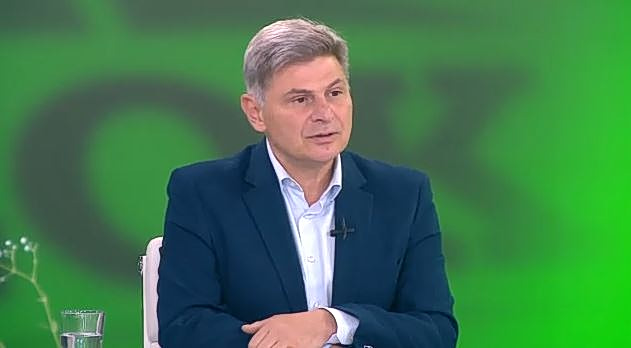 Ο ευρωβουλευτής Νίκος Φαραντούρης