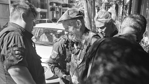 «Είναι απούσα, δεν δικαιούται να μιλάει» - Πυρά από το δικηγόρο του 89χρονου στην κόρη του