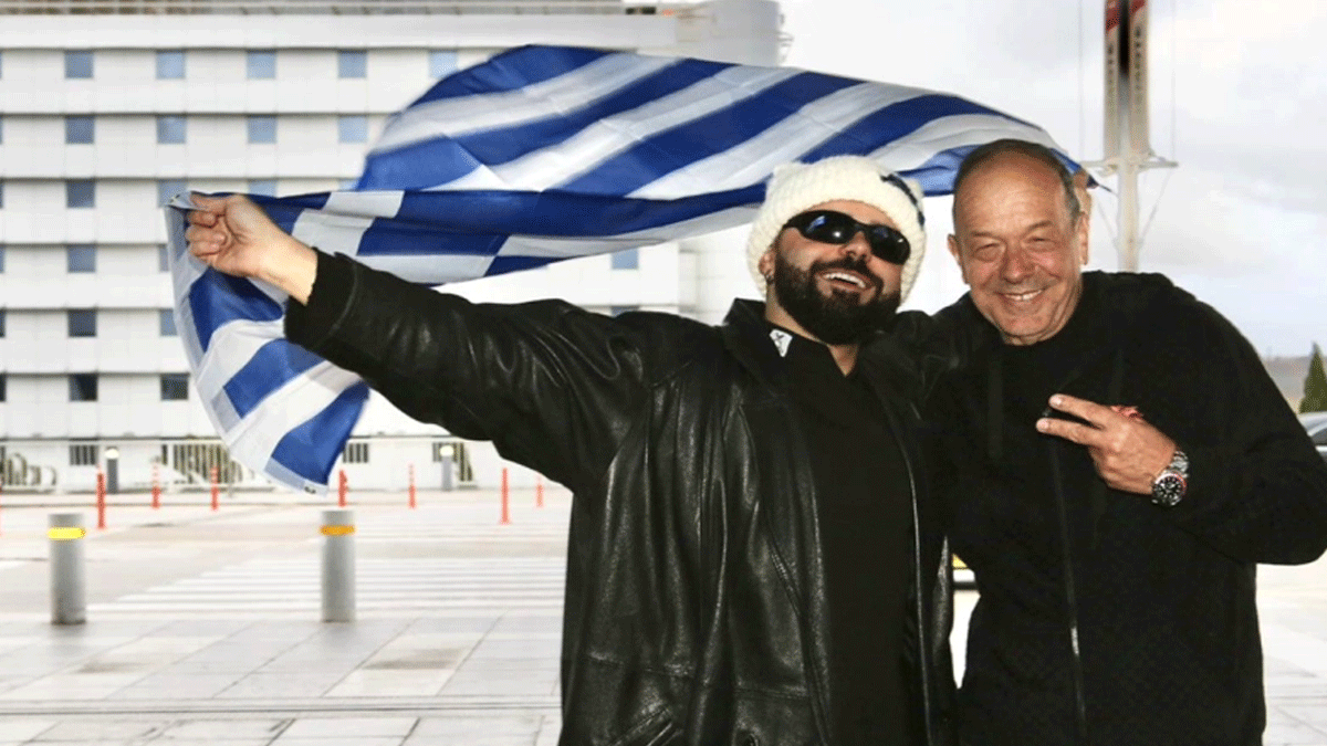 Eurovision 2026: Η άφιξη του Akyla στη Βιέννη για τον Α' Ημιτελικό