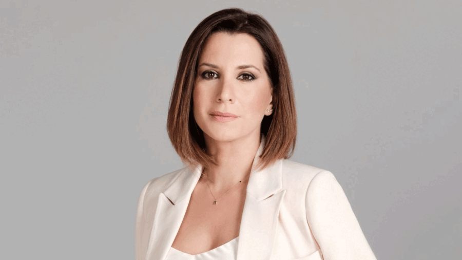 Νίκη Λυμπεράκη: Η σπάνια αναφορά στον γιο της και τη διαπαιδαγώγηση