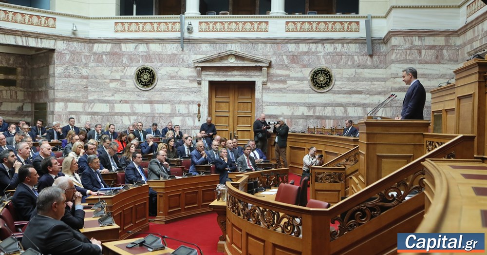 Το Μαξίμου απέναντι στην ολομέτωπη επίθεση της αντιπολίτευσης και το κρας...