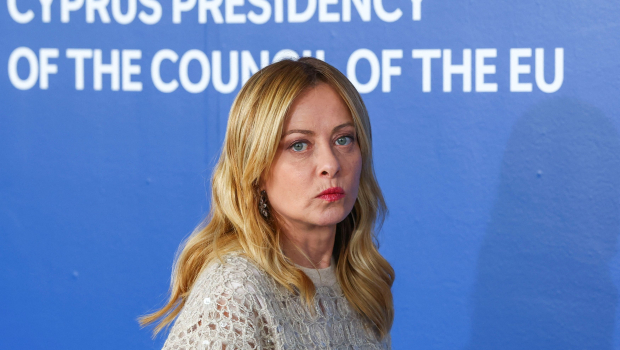 Θύμα deepfake η Τζόρτζια Μελόνι – Καταγγέλλει ημίγυμνη φωτογραφία της στο Χ, κατασκευασμένη με ΑΙ