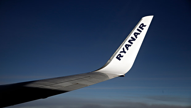 Ryanair: Ανακοίνωσε στους εργαζομένους ότι κλείνει τη βάση της στη Θεσσαλονίκη - Το «παράθυρο» που αφήνει