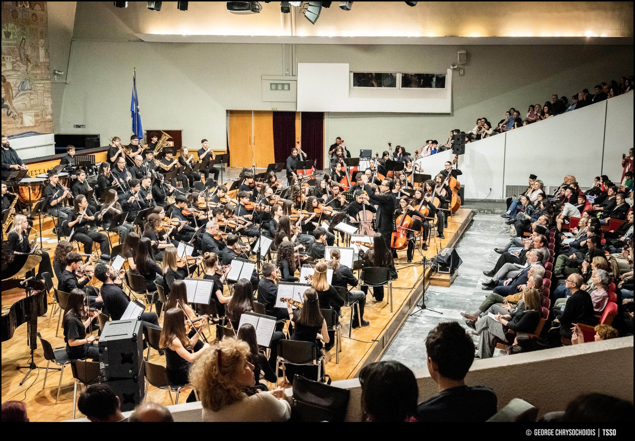Συγκίνηση και ελπίδα στην πρώτη συναυλία της Συμφωνικής Ορχήστρας Μουσικών Σχολείων Κεντρικής Μακεδονίας (βίντεο)