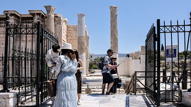 Ανεβαίνει ο υδράργυρος - Καλοκαιρινός ο καιρός και σήμερα