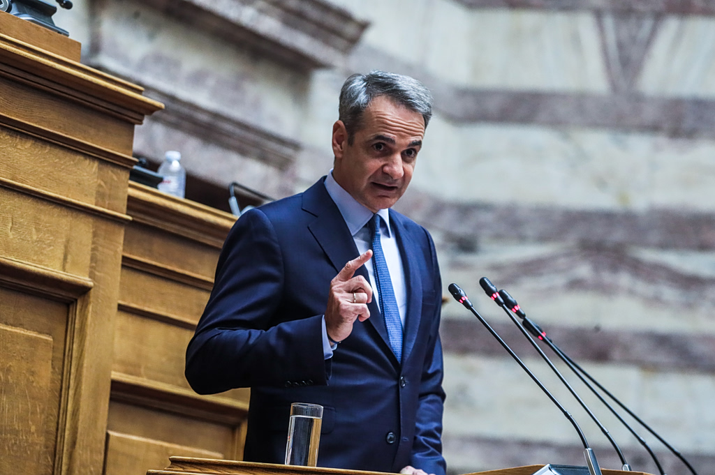 Τα 5 λεπτά των βουλευτών, τα 4 πεδία κριτικής, οι 3 στόχοι του Μητσοτάκη – Συνεδριάζει η ΚΟ της ΝΔ