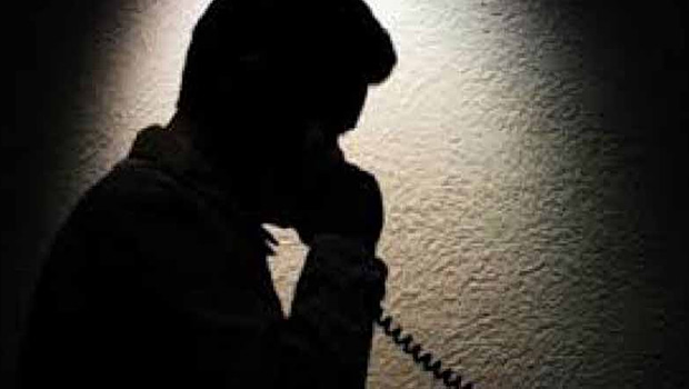 «Tο μπολάκι με τα κοσμήματα που το έχετε;» - Οι διάλογοι από τη δράση της σπείρας που εξαπατούσε πολίτες παριστάνοντας υπαλλήλους του ΔΕΔΔΗΕ