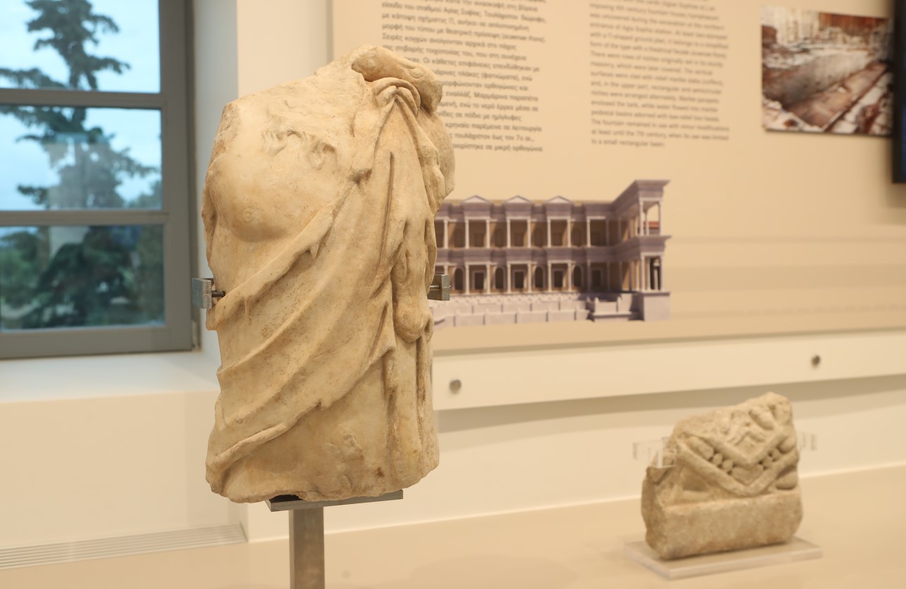 Θεσσαλονίκη: Εγκαινιάστηκε το μουσείο αρχαιοτήτων του μετρό – Εντυπωσιακές εικόνες από τα ευρήματα