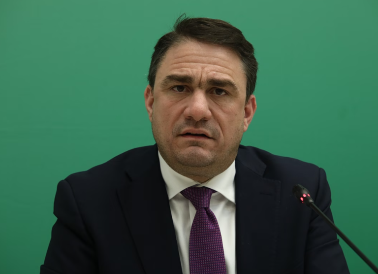 Τσουκαλάς κατά Μητσοτάκη: Αποδεδειγμένα ζει στην εικονική πραγματικότητα των excel του «επιτελικού κράτους»