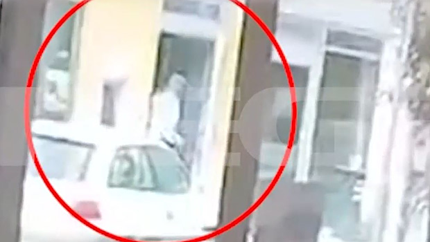 Βίντεο ντοκουμέντο από την ένοπλη ληστεία σε τράπεζα στην Κάτω Τιθορέα