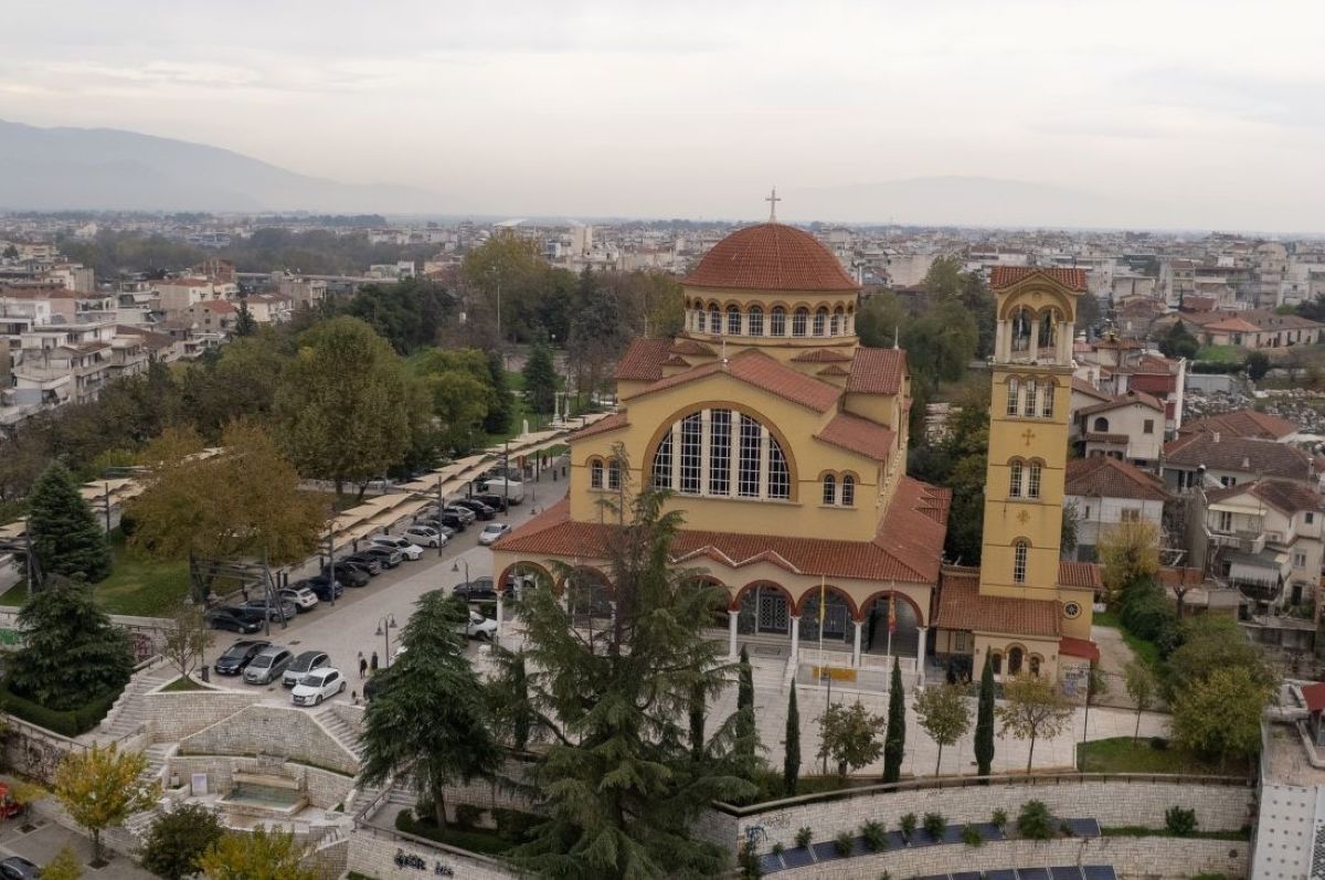 larissa-agios-axillios1